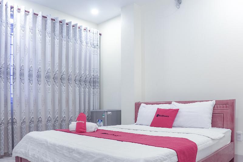 מלון הו צ'י מין סיטי Reddoorz Plus @ Dong Den Street מראה חיצוני תמונה