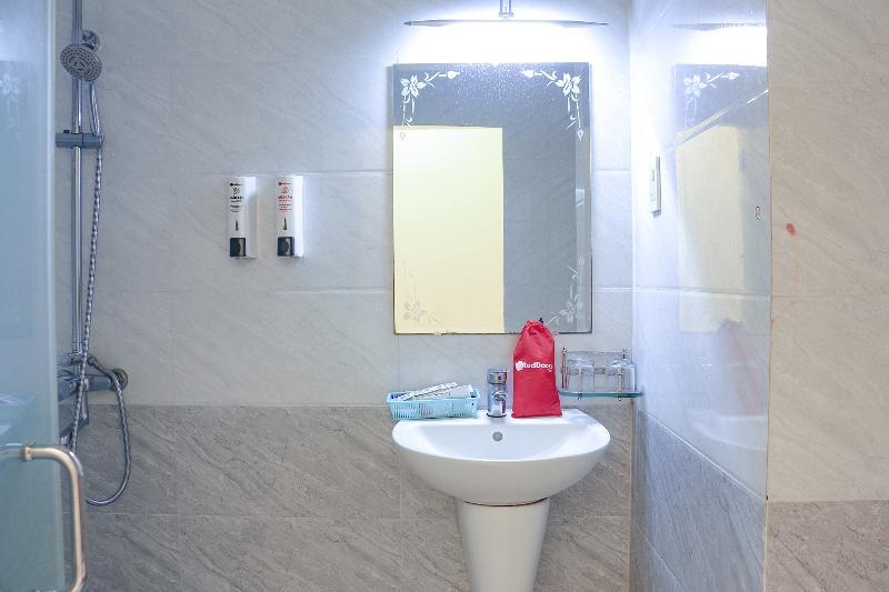 מלון הו צ'י מין סיטי Reddoorz Plus @ Dong Den Street מראה חיצוני תמונה